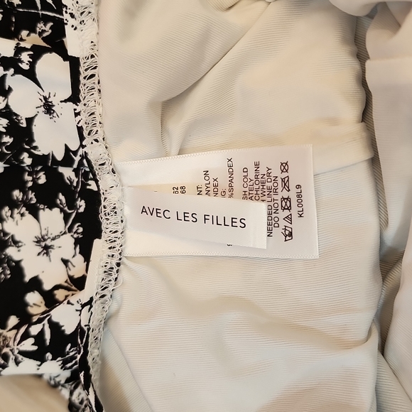 Avec Les Filles Floral One-piece Swimsuit, Size L - Picture 12 of 15